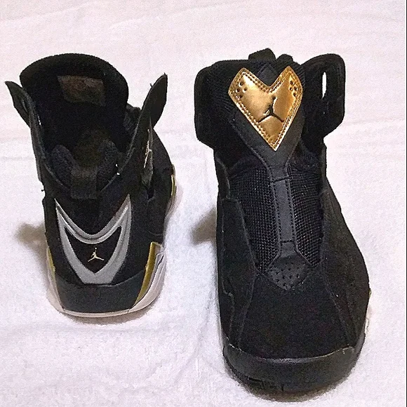 Clearance Pre-owned Jordan True Flight Black Metallic Gold Men's Shoe Sale, Sz 9 - Picture 7 of 7